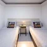 Cozy Apartment In Bocagrande